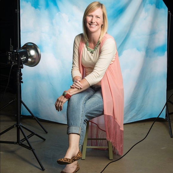 Meet your Posher, Jerae - Picture 5 of 5